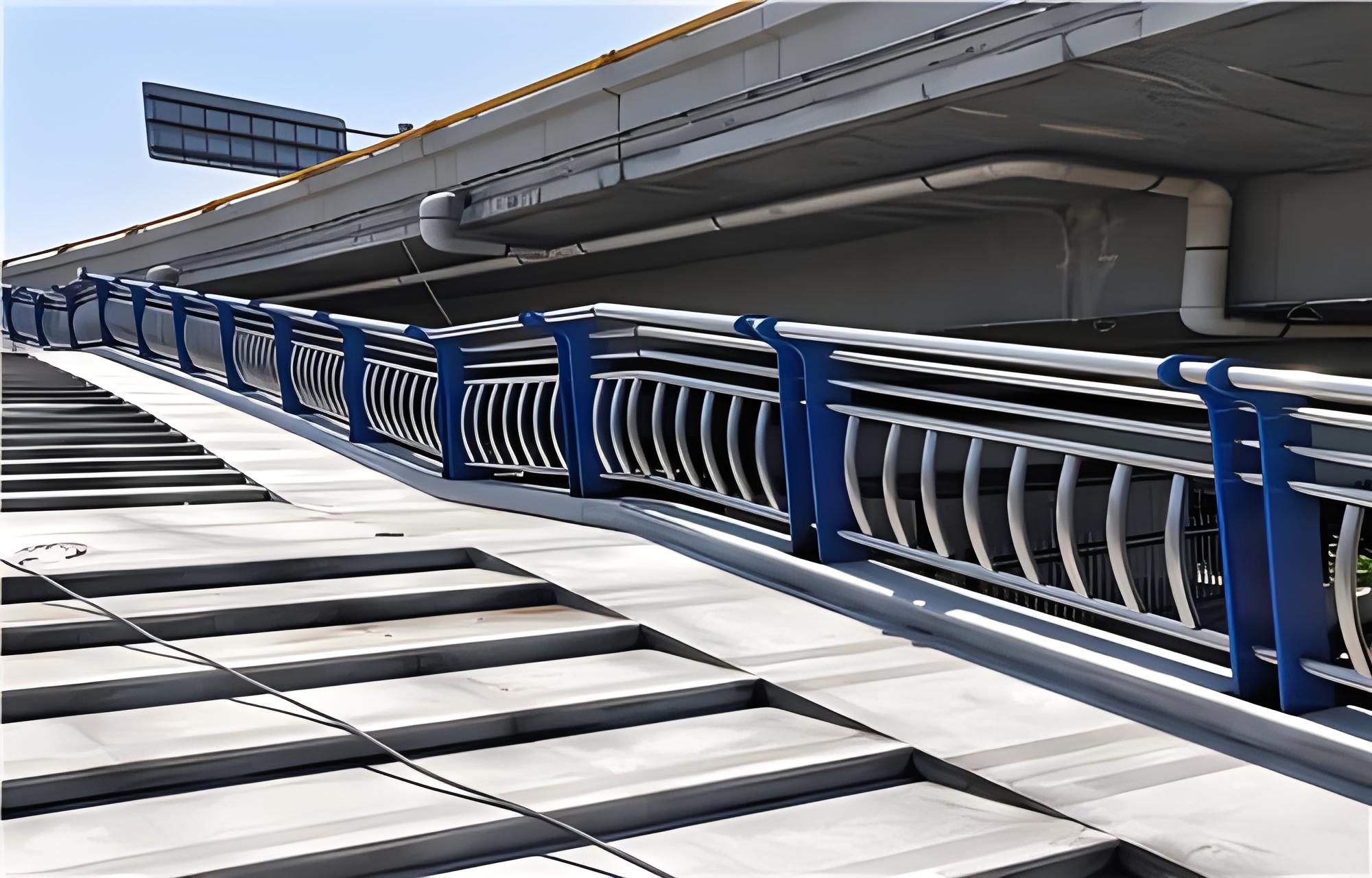 聊城不锈钢桥梁护栏维护方案：确保安全，延长使用寿命